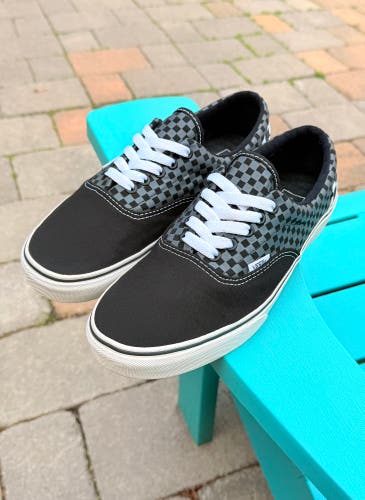Men's Vans Era TB5B Black and Gray Checkered Lace-up Shows US Sz 10 Gently Used
