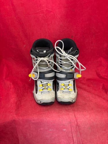 Men's Size M 7.0 (W 8.0) Burton Snowboard Boots (Used)