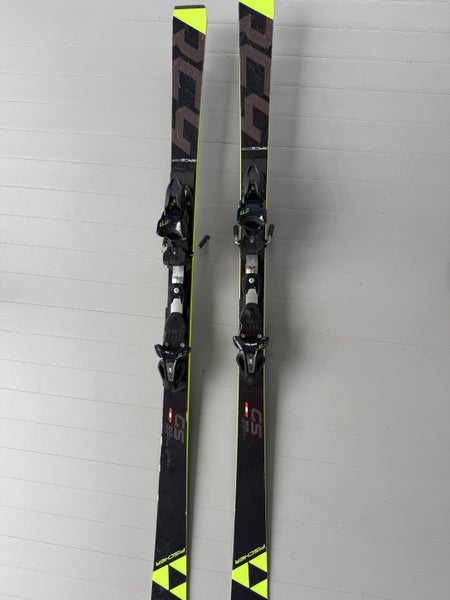 Unisex 2020 Racing 165 cm Fischer RC4 World Cup GS Skis With Bindings Max Din 11 (Used)