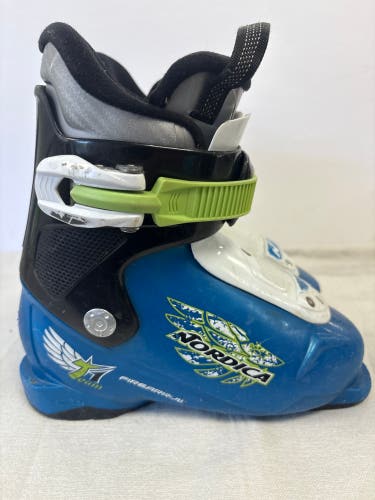 Mondo 18 & 18.5 Kid's Nordica Ski Boots (Used)