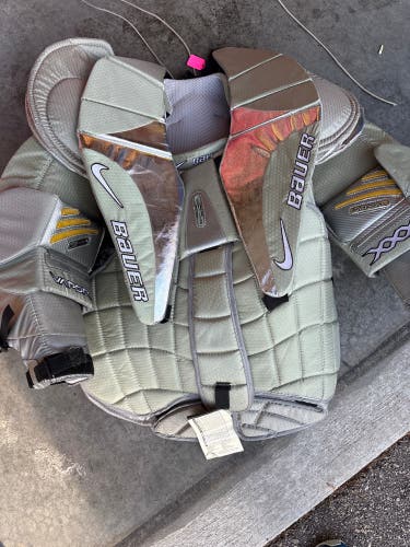 XL Bauer Goalie Chest Protector (New)
