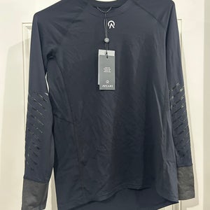 Acayne boys XL fitted / cut resistant wrist