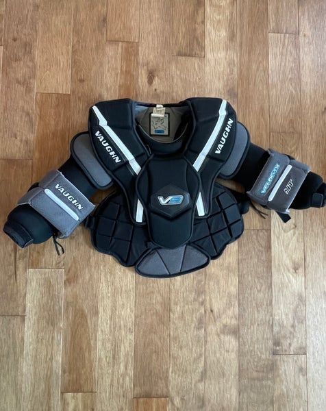 Vaughn Velocity V9 Goalie Chest Protector