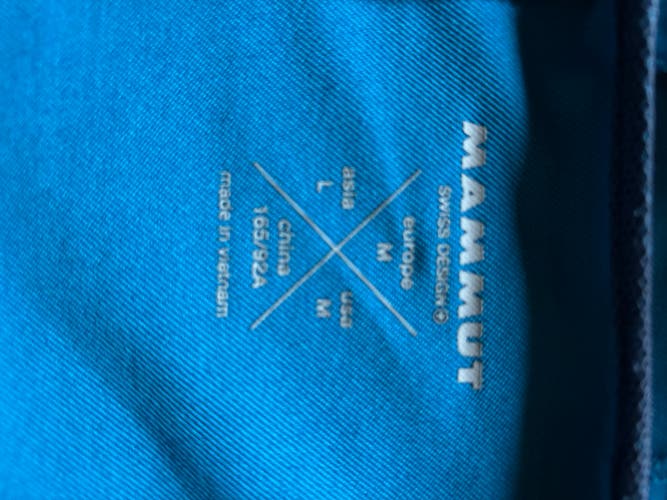Blue Adult Unisex Medium Mammut Jacket (Used)