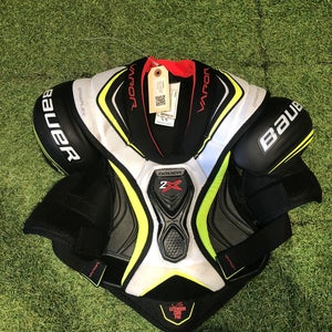 Large Junior Bauer Vapor 2X Shoulder Pads (Used)
