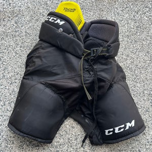 Junior Small CCM Tacks 3092 Hockey Pants (Used)