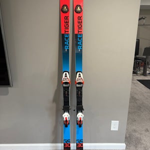 NEW Volkl Racetiger GS Worldcup w/Marker Race 18