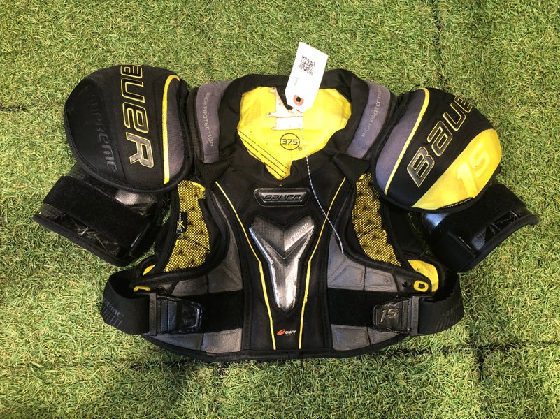 Medium Junior Bauer Supreme 1S Shoulder Pads (Used)