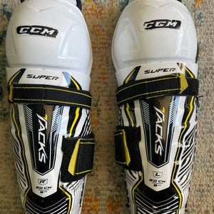 Youth CCM Super Tacks 8" Shin Pads (Used)