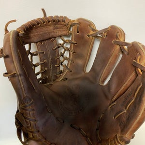 Used Nokona WB-1150 BB/SB Glove RH Throw Brown 11 1/2" 11823-S000035480