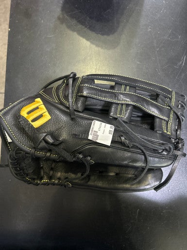 Used Wilson A950 BB/SB Glove RH Throw Black 14" 11605-S000208276