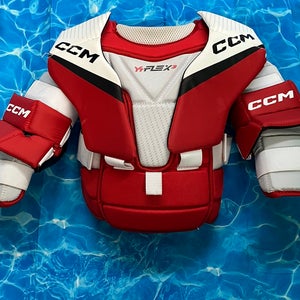 Youth Large/Extra Large CCM YTFlex 3 Goalie Chest Protector (Used)