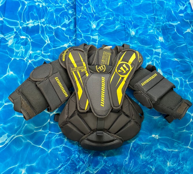 Youth Small / Medium Warrior Ritual Goalie Chest Protector (Used)