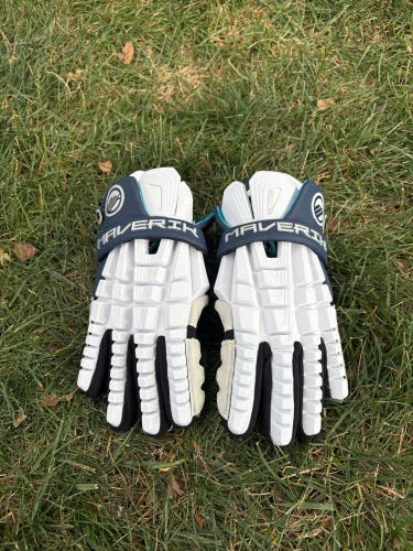 Maverik Shift Lacrosse Gloves Medium (New)