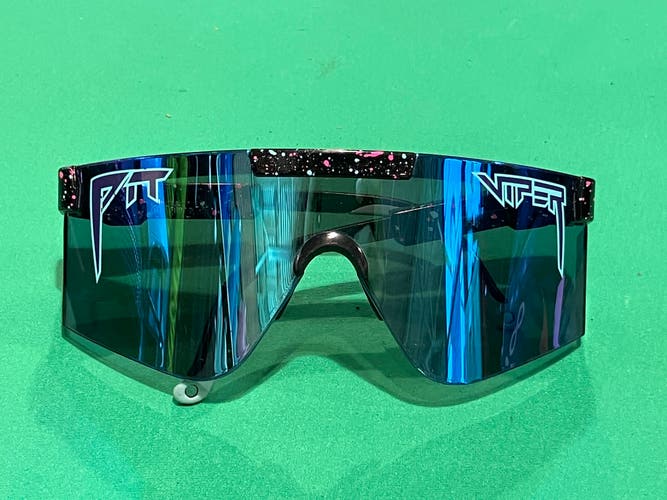 Blue Men's Adult One Size Fits All Other Sunglasses (Used)