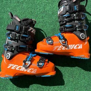 Mondo 26 & 26.5 Men's Tecnica Mach 1 All Mountain Ski Boots Stiff Flex (Used)