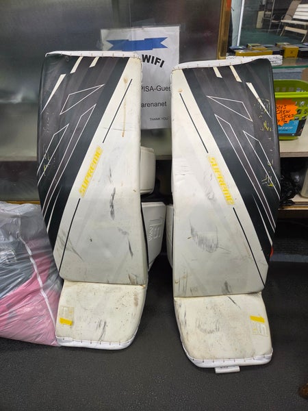 XL 2017 Bauer Supreme 1S OD1N Goalie Leg Pads Pro Stock (Used)