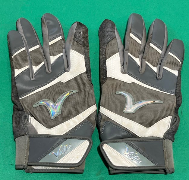 Green XXL Victus Batting Gloves (Used)