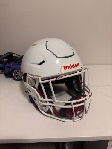 Large Adult Riddell Speedflex Diamond Helmet (Used)