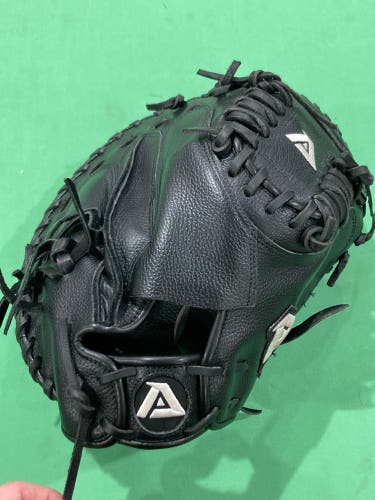 NEW Akadema APP240 Catcher's Right Hand Throw Baseball Glove 33.5"
