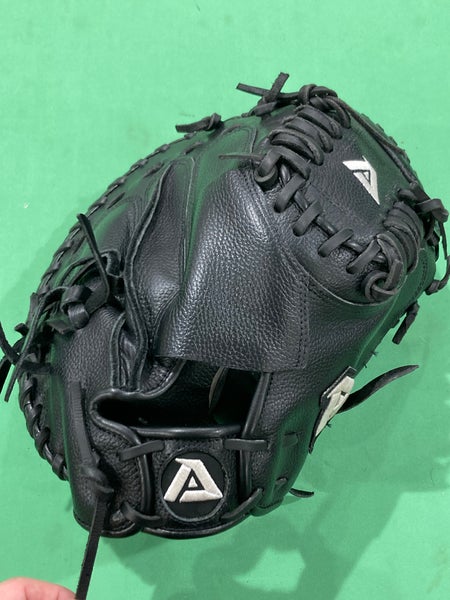 NEW Akadema APP240 Catcher's Right Hand Throw Baseball Glove 33.5"