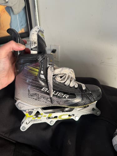 Bauer Hyperlite 2 Inline Skates Fit 2 Width Size 6.5 (Used)