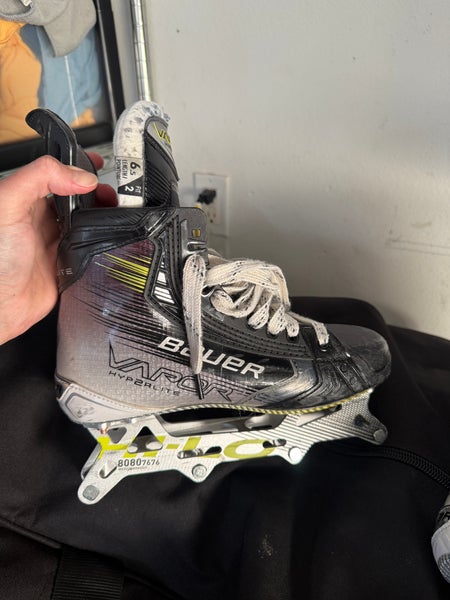 Bauer Hyperlite 2 Inline Skates Fit 2 Width Size 6.5 (Used)