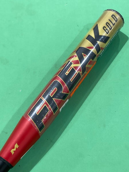 NEW 2025 Miken Freak Gold Slowpitch Softball Composite Bat 34" (-9)