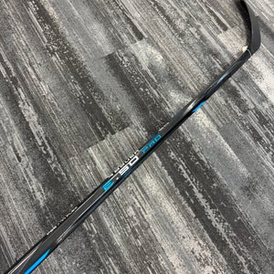 Senior Bauer Nexus E50 Pro Hockey Stick Right Handed P28 (Used)