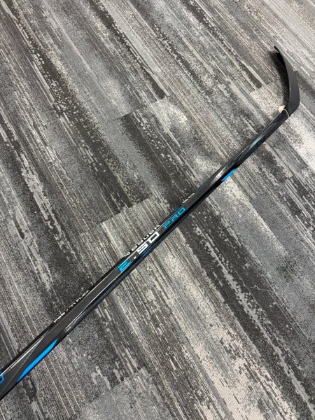 Senior Bauer Nexus E50 Pro Hockey Stick Right Handed P28 (Used)