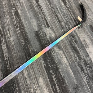 Senior Pro Blackout Hockey Stick Right Handed P28 Pro Stock (Used)