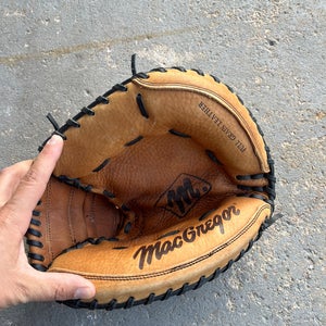 macgregor mccm100x Catcher's Glove (Used)