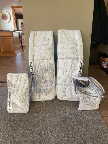 35" 2023 True 7X3 Regular Goalie Full Set Pro Stock (Used)