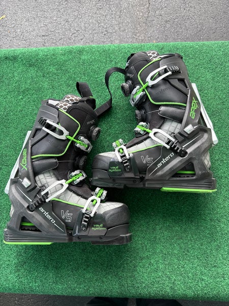 Men's Apex Antero VS Ski Boots (Used) | Mondo 26 (301mm)