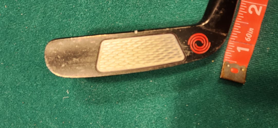 Black Men's Odyssey Metal X 8 Right Handed Putter 33" (Used)