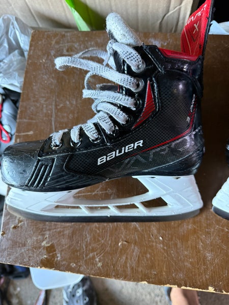 2023 Bauer Vapor 3X Pro Hockey Skates 13.5 (Used)