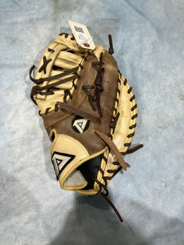 Brown Akadema AJJ254 RH First Base Baseball Glove 12.5" (Used)