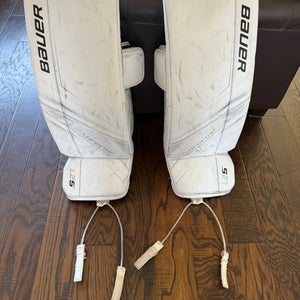 Junior Large Bauer S27 Goalie Leg Pads (Used)
