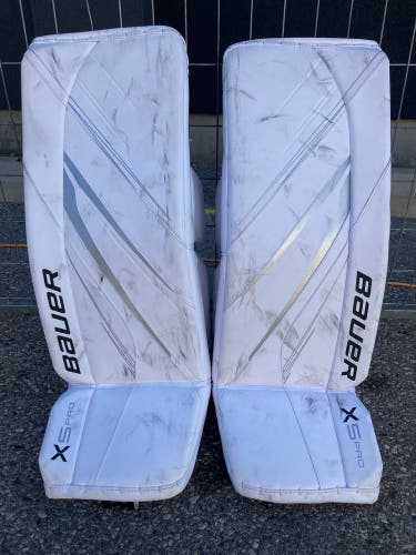 31" Bauer Vapor X5 Pro Goalie Leg Pads