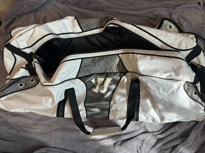 Warrior LAX Bag Lacrosse White