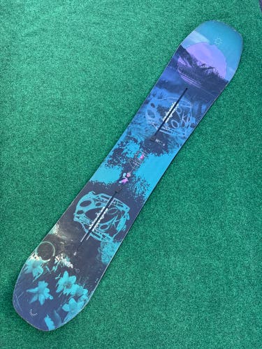 Burton Feelgood Snowboard Without Bindings 142 cm (Used)