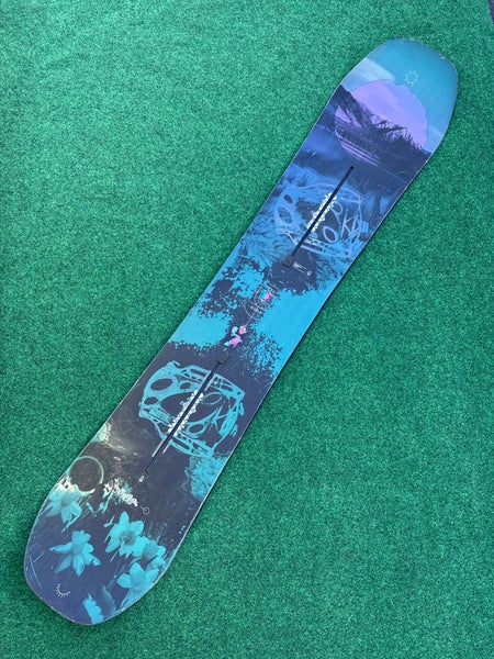 Burton Feelgood Snowboard Without Bindings 142 cm (Used)
