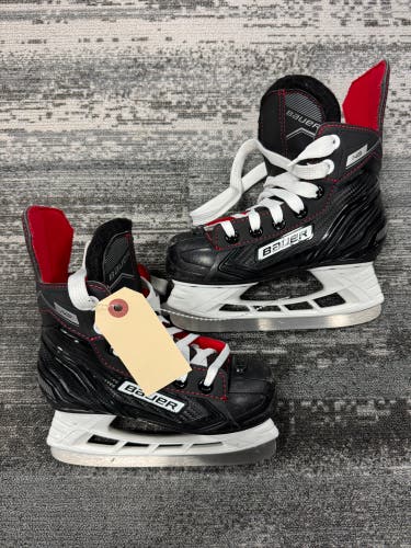 Youth Bauer Ns Hockey Skates Regular Width 11 (Used)