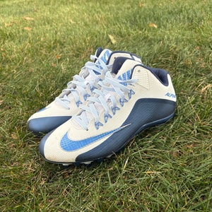 Men's Size M 12.5 (W 13.5) Nike (New)