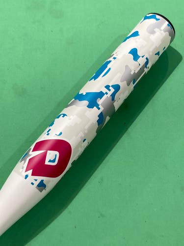 MINT CONDITION 2019 DeMarini Uprising Fastpitch Softball Bat 31" (-12)