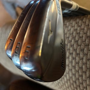 Men's 2025 Mizuno Pro 225 Right Handed Iron Set Extra Stiff Flex Steel Shaft (Used)