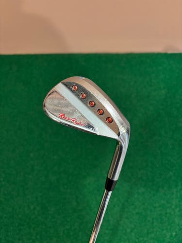 Rex and Regina 51 Wedge Dynamic Gold Shaft Used