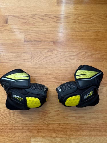 Junior Small Bauer Supreme Ultrasonic Elbow Pads (Used)