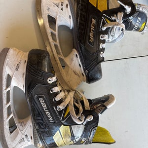 2020 Bauer Supreme 3S Hockey Skates Size 1.5 (Used)