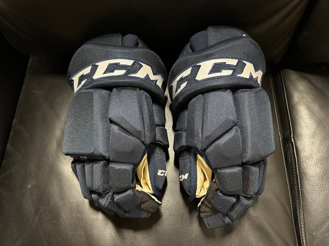 CCM HGTKPP Gloves 15" Pro Stock (New)